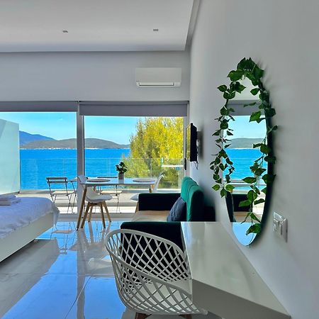 Sea Horizon Vsl Suites & Apartments Саранда Екстер'єр фото