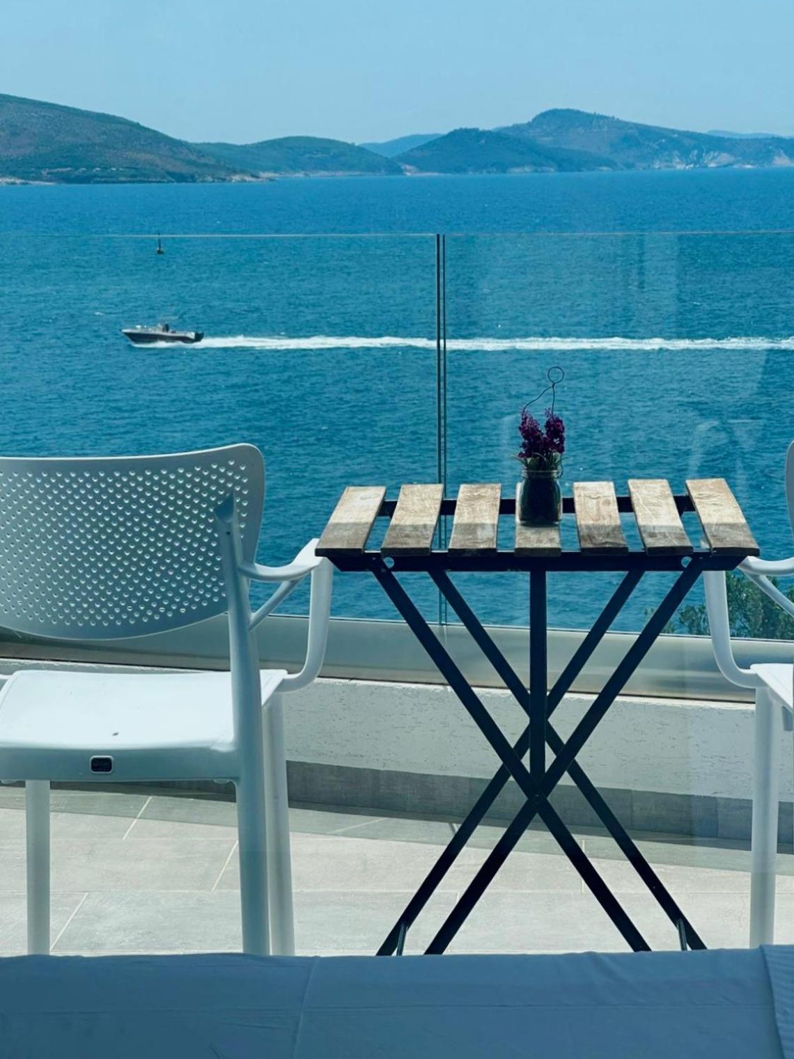 Sea Horizon Vsl Suites & Apartments Саранда Екстер'єр фото